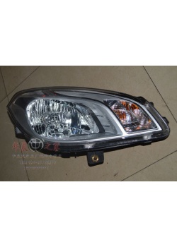 چراغ جلو برلیانس H320 راست